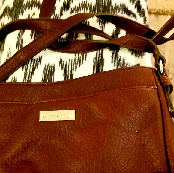 2 purses 1 wallet - Picture 4 of 5